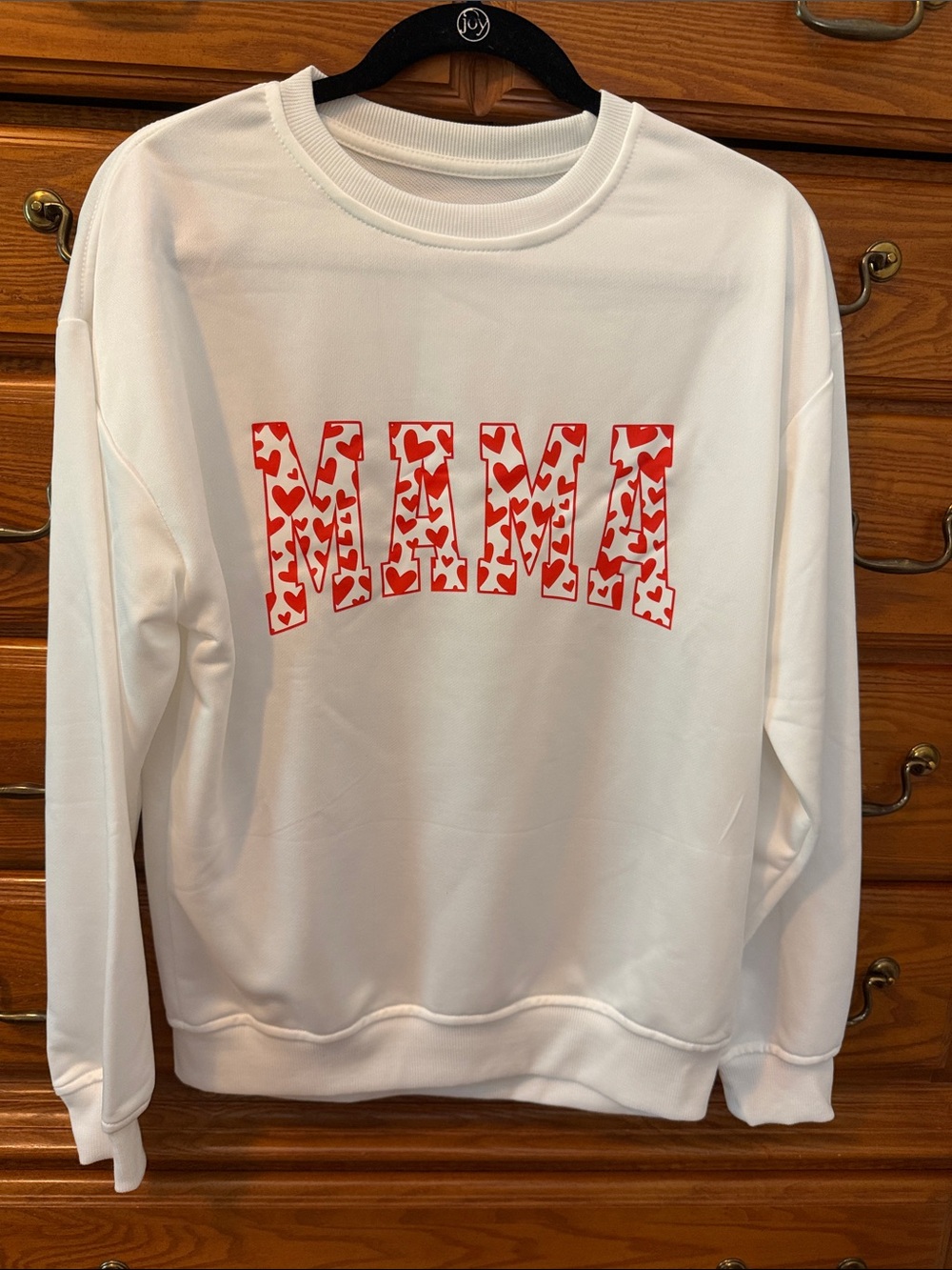 White Sweatshirt with Red Heart 'MAMA' Graphic